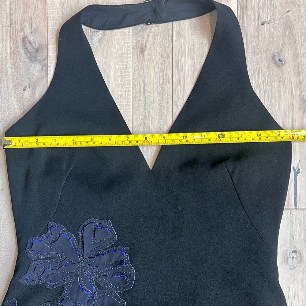 Halston Heritage cocktail black dress with blue/purple flower size 6 - Picture 14 of 16